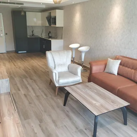 Charming Home With Shared Pools Near Beach And City Center In Alanya Apartmán