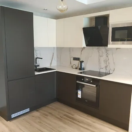 Charming Home With Shared Pools Near Beach And City Center In Alanya Alanya